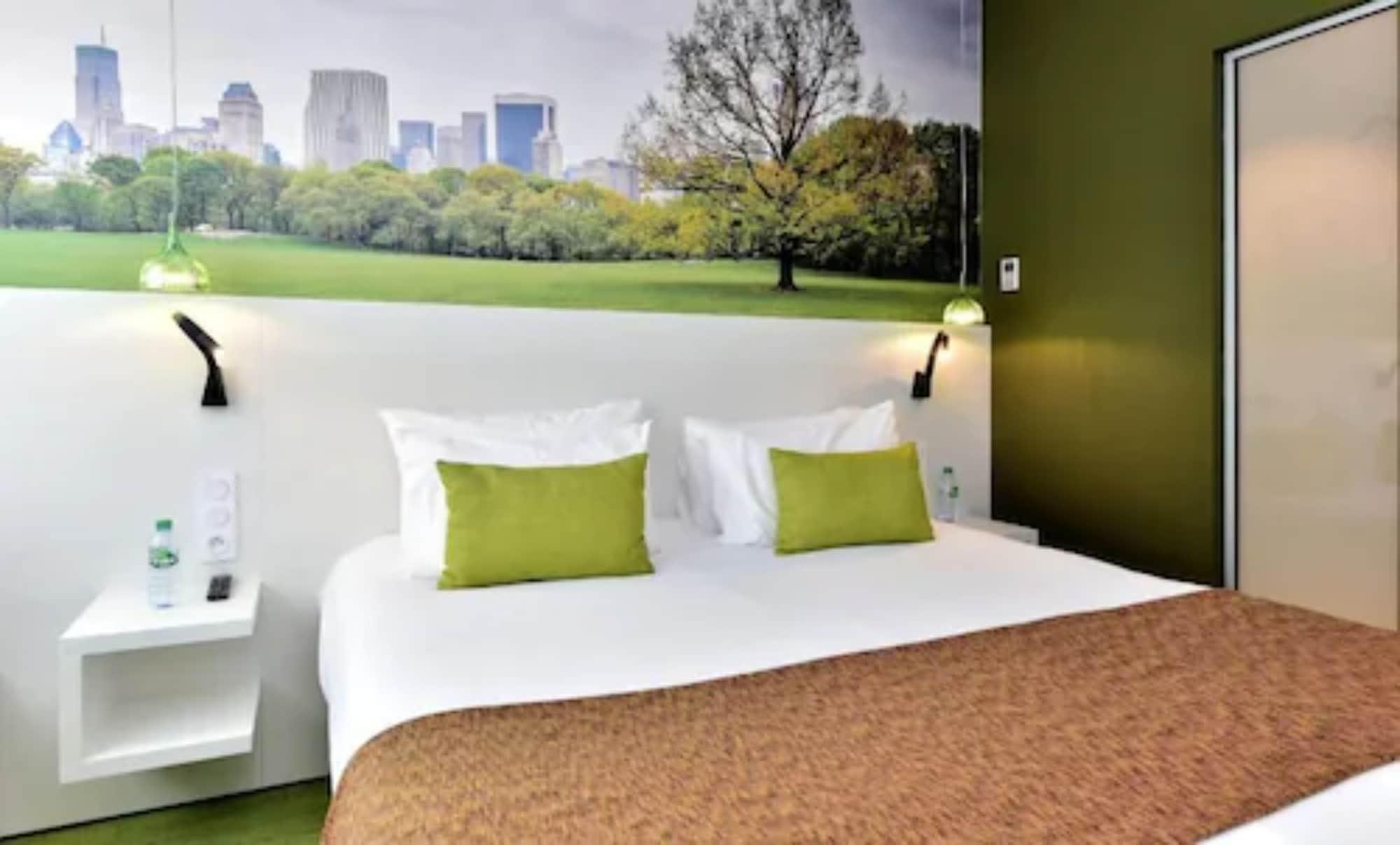 Central Park Hotel & Spa La Rochelle  Zewnętrze zdjęcie