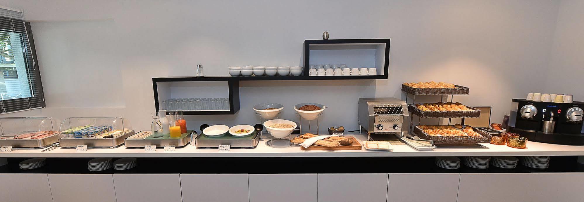 Central Park Hotel & Spa La Rochelle  Zewnętrze zdjęcie