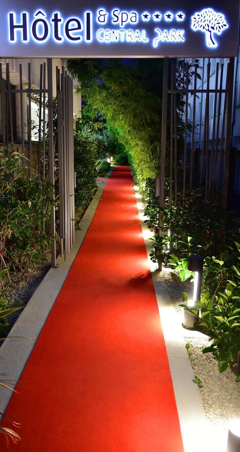 Central Park Hotel & Spa La Rochelle  Zewnętrze zdjęcie